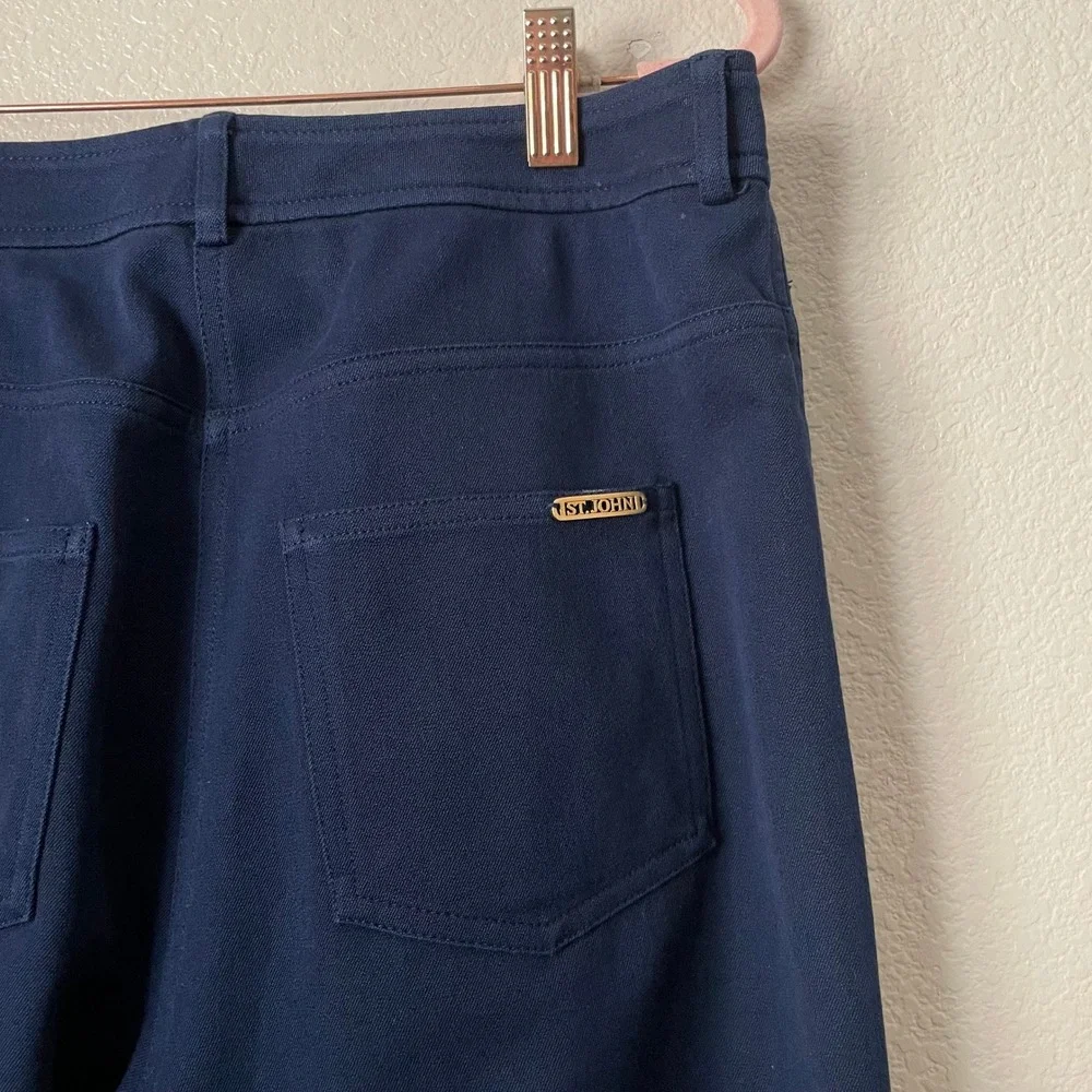 St John Sport Pants Womens Size 8 Navy Blue Straight Leg Quiet Luxury Minimalist